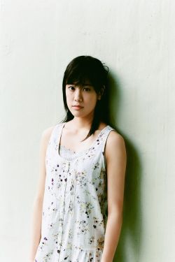 眼里余光都是你